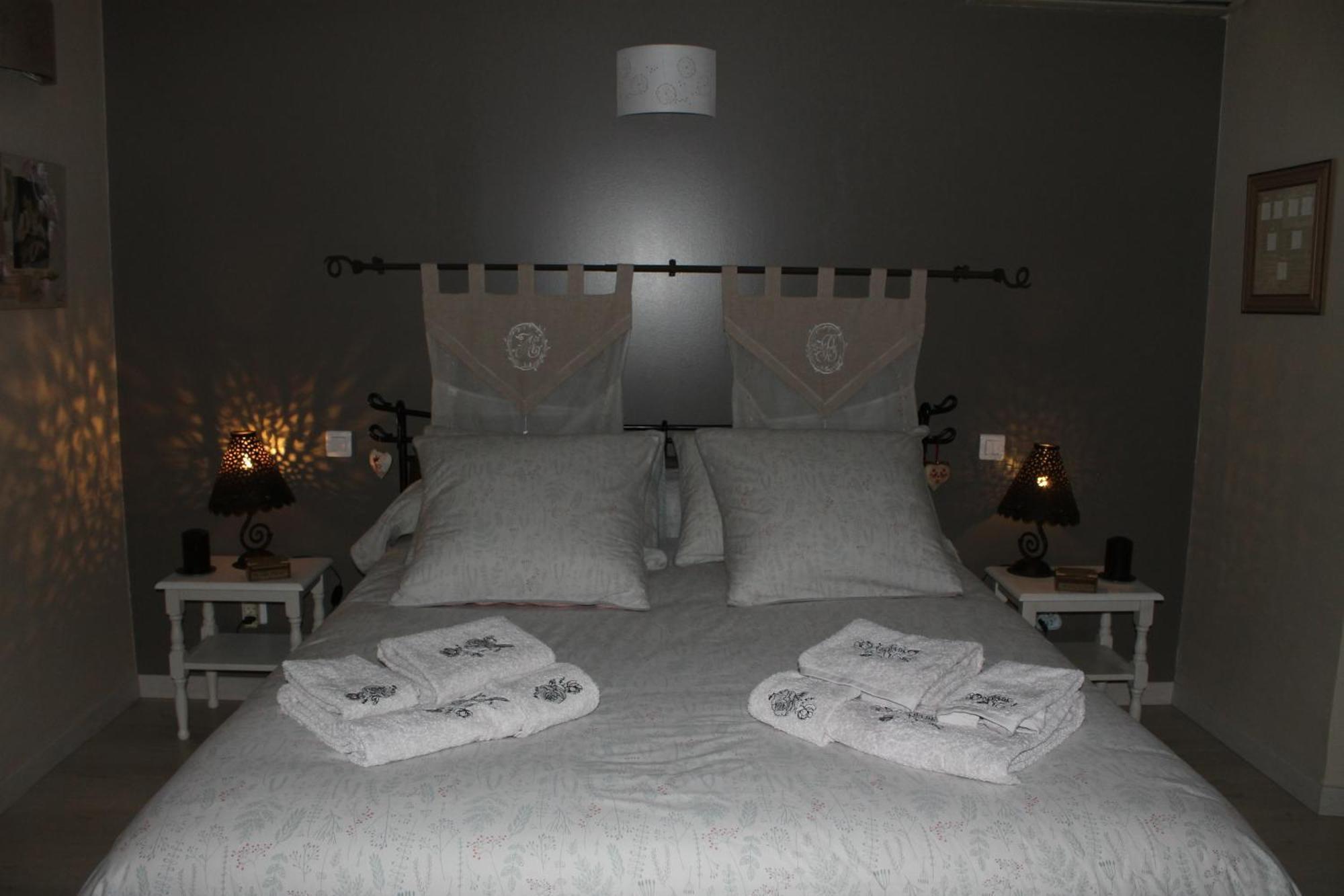 Hotel Lou Bastido Marseilles Zimmer foto